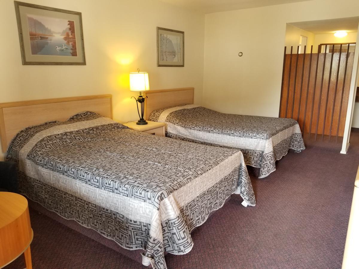Slumber Lodge Уилямс Лейк Екстериор снимка