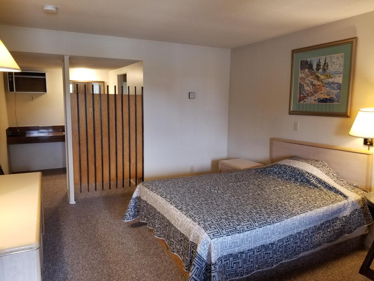 Slumber Lodge Уилямс Лейк Екстериор снимка