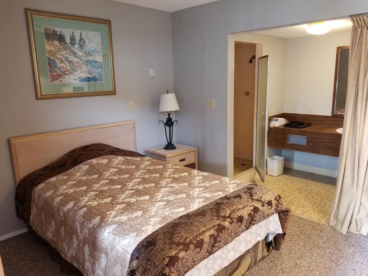 Slumber Lodge Уилямс Лейк Екстериор снимка
