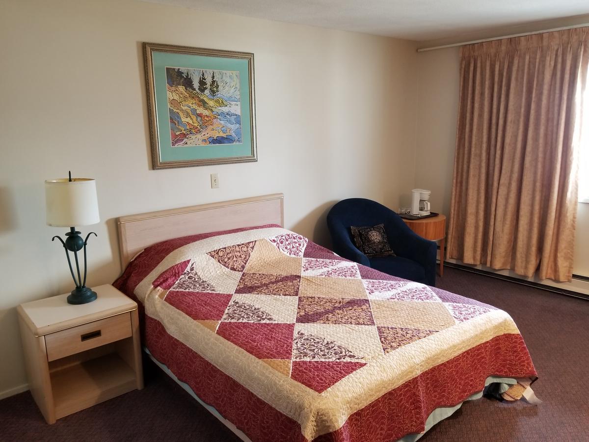 Slumber Lodge Уилямс Лейк Екстериор снимка