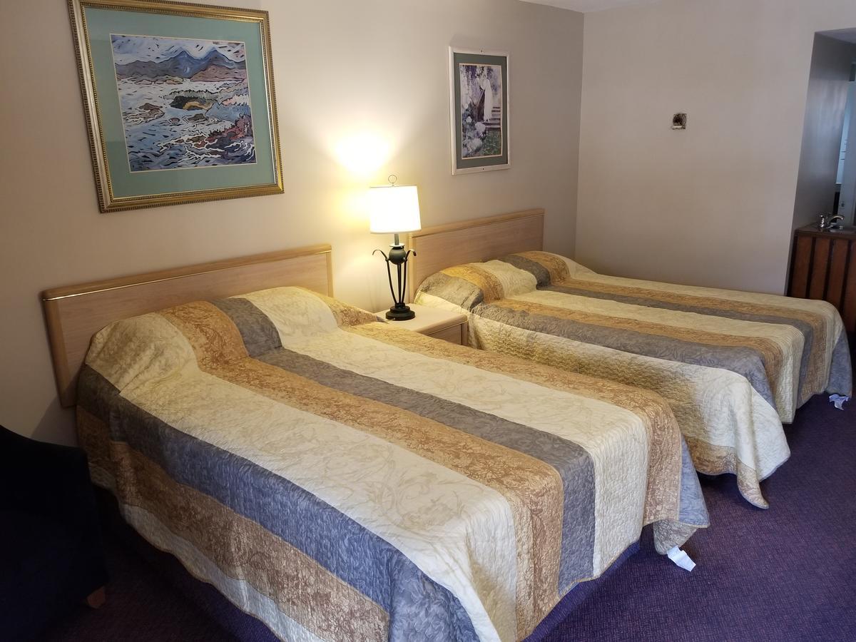 Slumber Lodge Уилямс Лейк Екстериор снимка